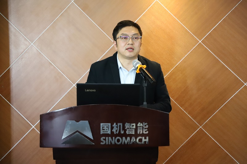 王總講話.jpg 王總講話.jpg